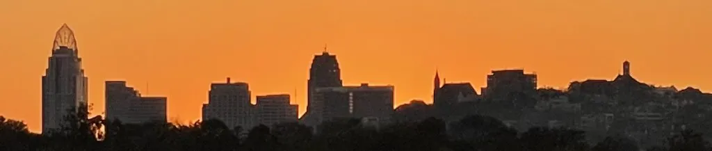 Cincinnati skyline at dusk