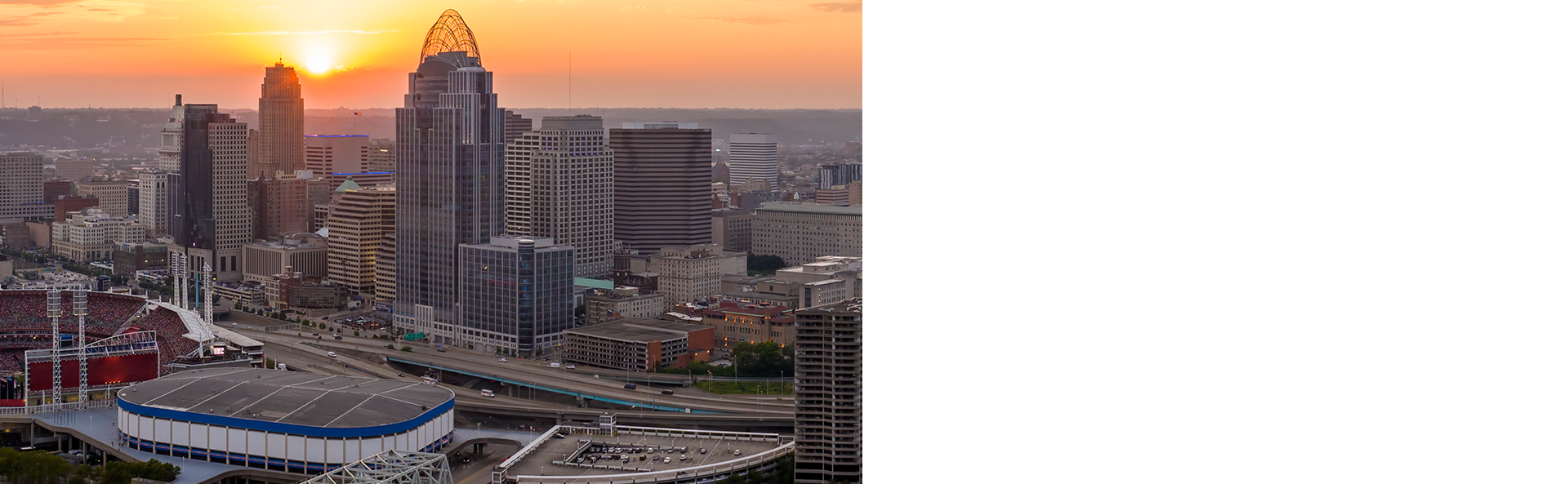 Cincinnati skyline at dusk